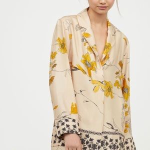 NWOT: H&M Watercolor Floral Printed Blouse
